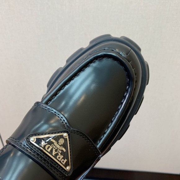 Prada Black Women's Leather Loafers - Picture 7 of 9